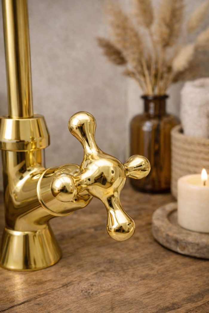 Vintage Polished Brass Bathroom Faucet – Cross Handle Gooseneck Tap - Image 3
