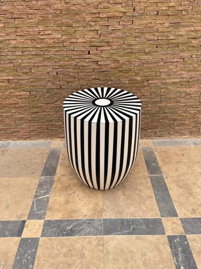 Ronde Bijzettafel van Walnotenhout - Image 3