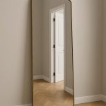 Espejo de pared rectangular de latón marroquí hecho a mano