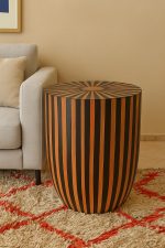 Ronde Bijzettafel van Walnotenhout