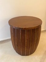 Moderne Geribbelde Walnoten Houten Nachtkastje - Image 4