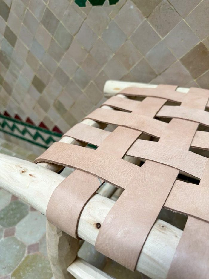 Kleine Marokkaanse Handgemaakte Bank met Natuurlijk Leer - Image 3