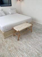 Marokkaanse handgeweven bank met wit koord - Image 3