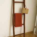 Decoratieve houten ladder voor handdoeken – handgemaakte opberg- & decorladder