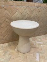 Poetry Bijzettafel – Modern Sculpturaal Design - Image 2