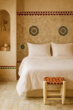 Kleine Marokkaanse Handgemaakte Houten Kruk met Bruin Leer