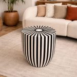 Ronde Bijzettafel van Walnotenhout