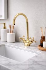 Polished Gold Sink Faucet – Classic Crosshead Handles, Farmhouse Style - Image 2